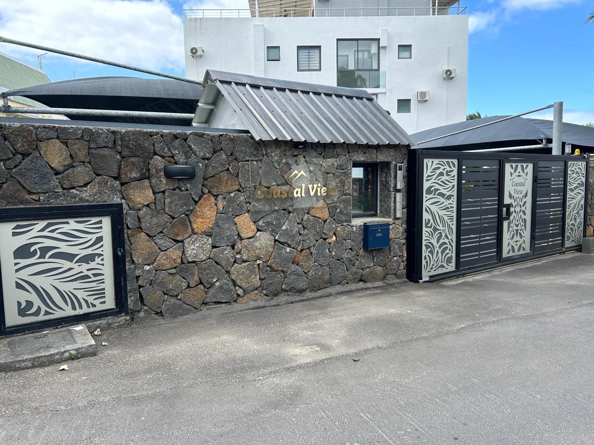 Coastal View Apartments Grand Bay Buitenkant foto